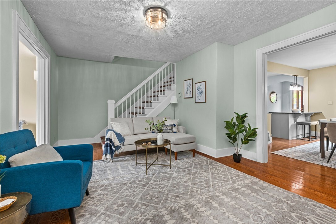 Property Photo: 907 Greenfield Ave PA 15217