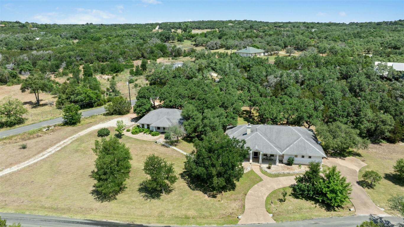 Property Photo: 10120 Rimstone Trail TX 78736