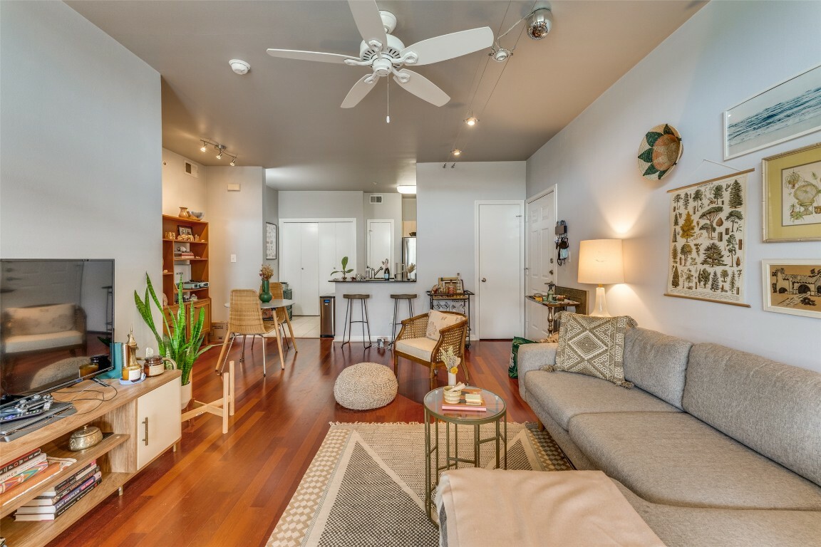 Property Photo:  2209 Hancock Drive 36  TX 78756 
