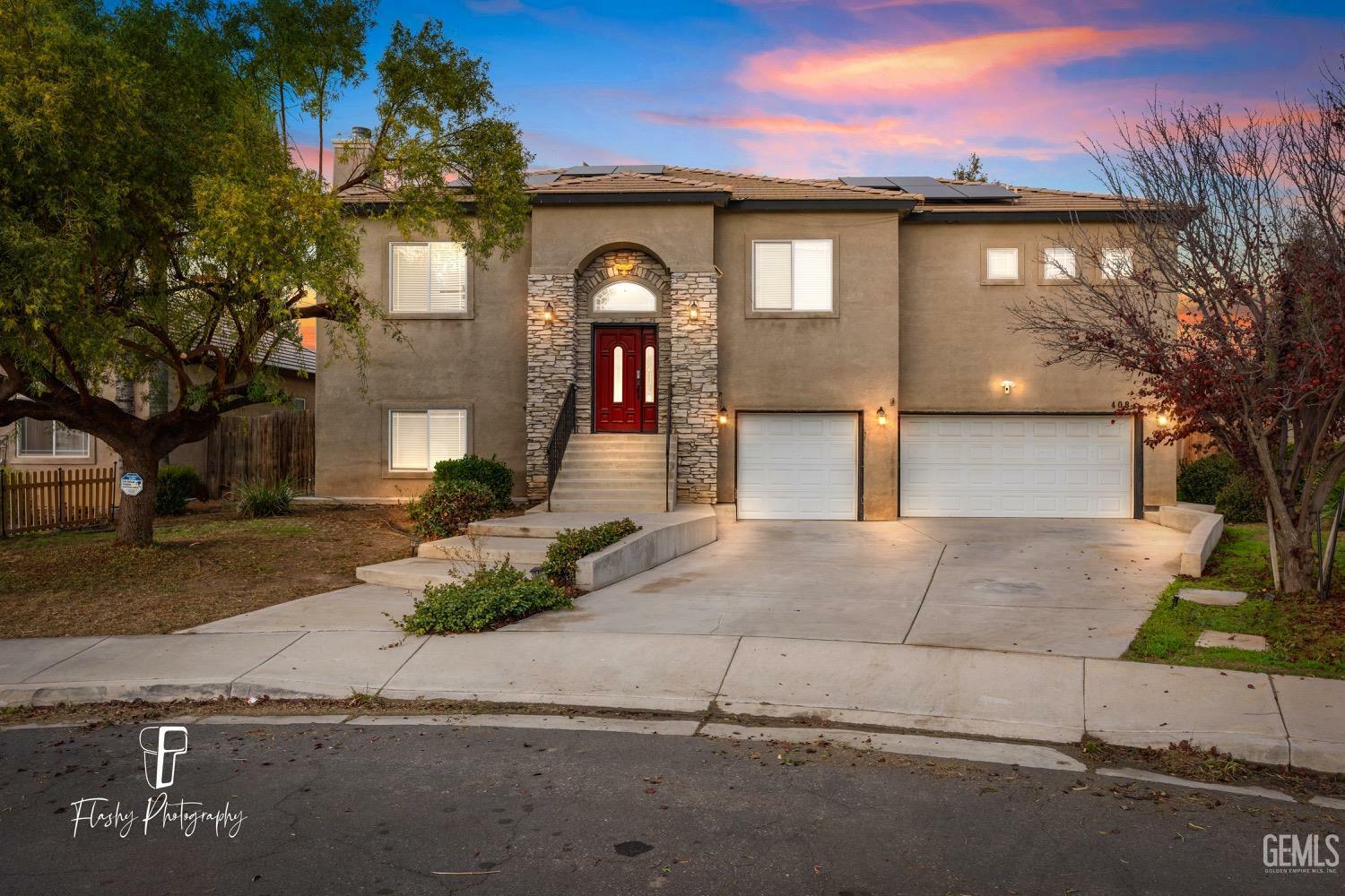Property Photo: 408 Brite Meadow Court CA 93308
