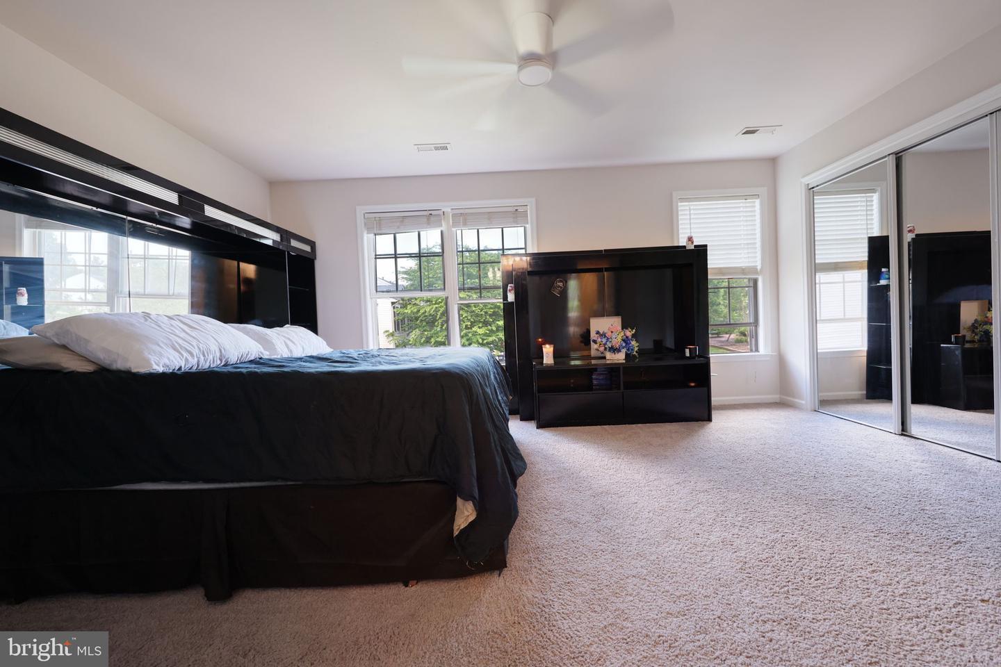 Property Photo: 17455 Kagera Drive VA 22025