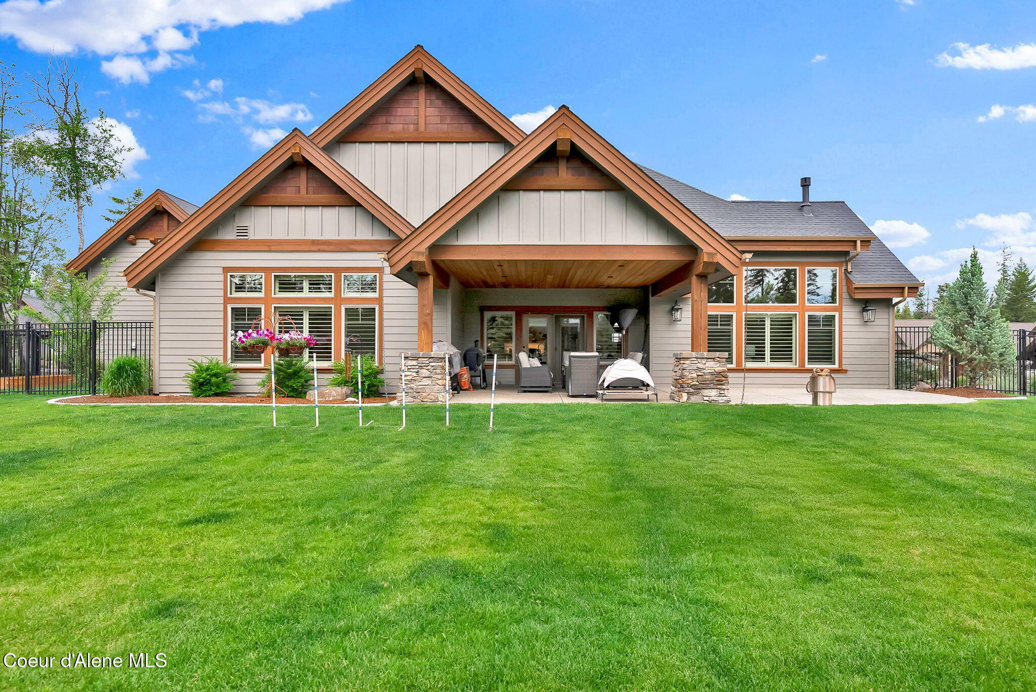 Property Photo: 11690 N Arnicas Ct ID 83835