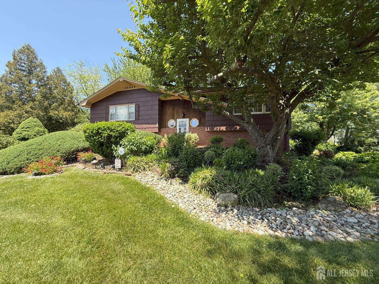 Property Photo: 3 Guernsey Lane NJ 08816