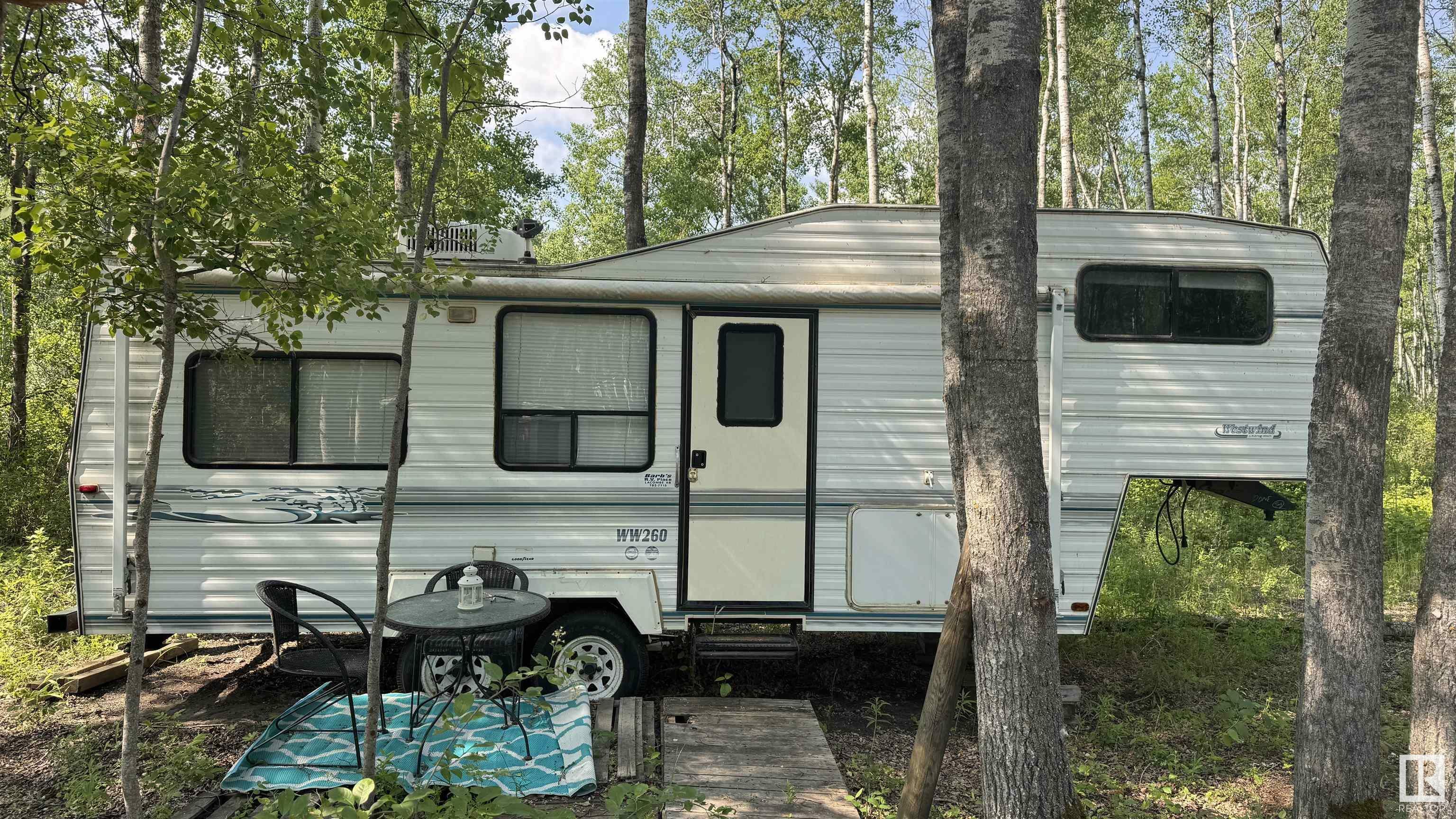 Property Photo: 834, 11013 Hwy 28 AB T0A 0C0