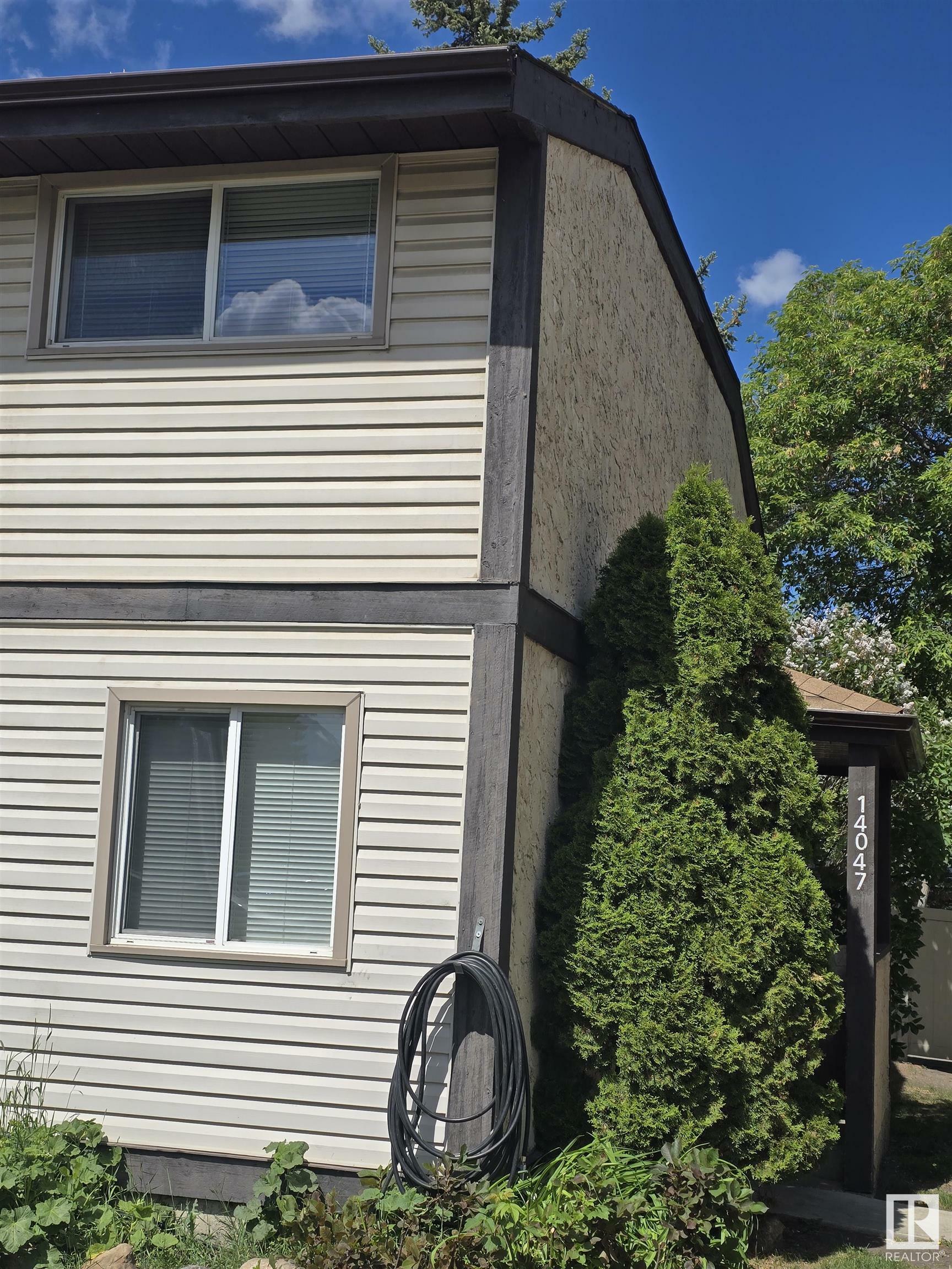 14047 30 Street NW  Edmonton AB T5Y 1R5 photo