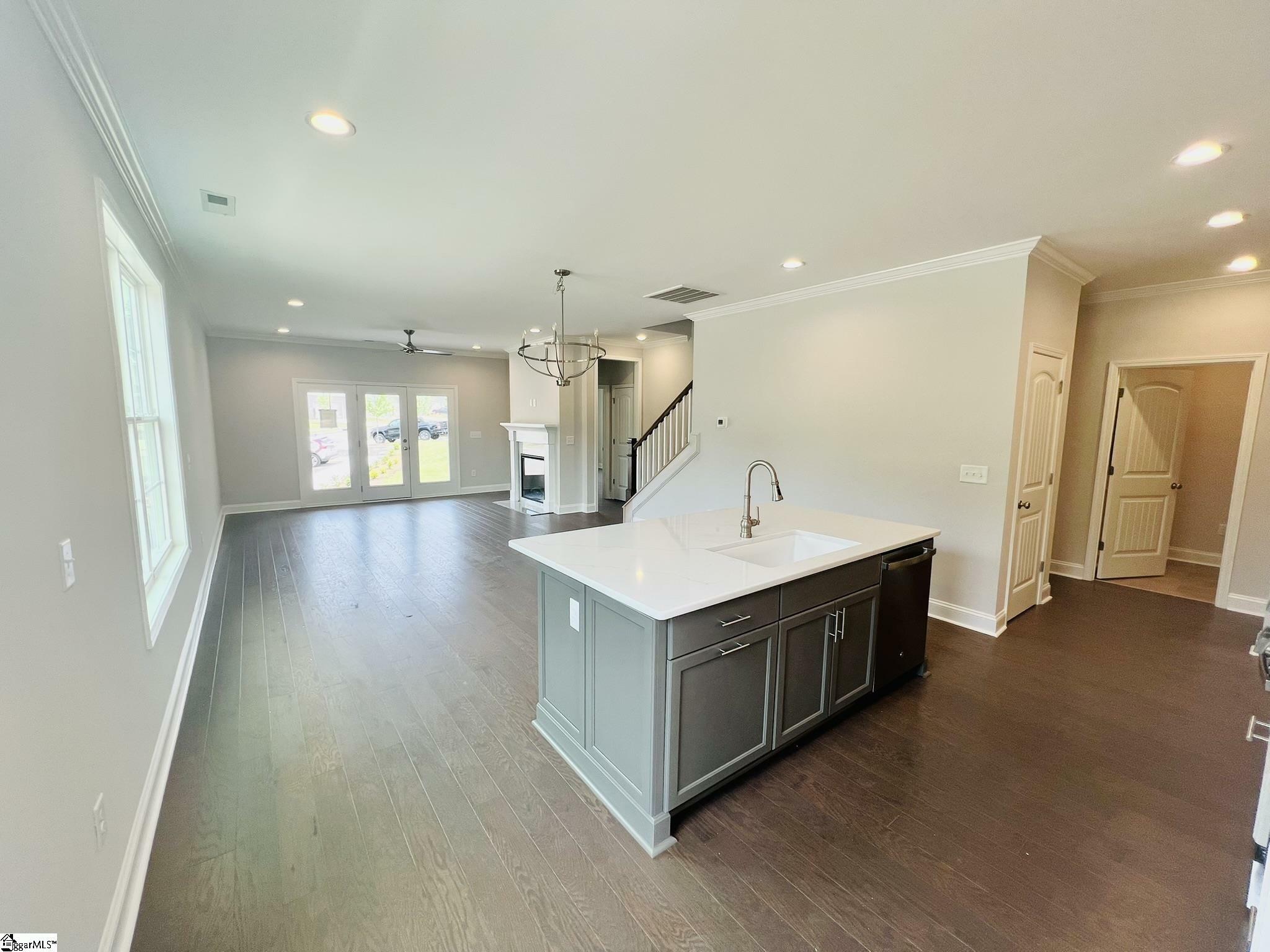 Property Photo: 47 Hensley Road SC 29607
