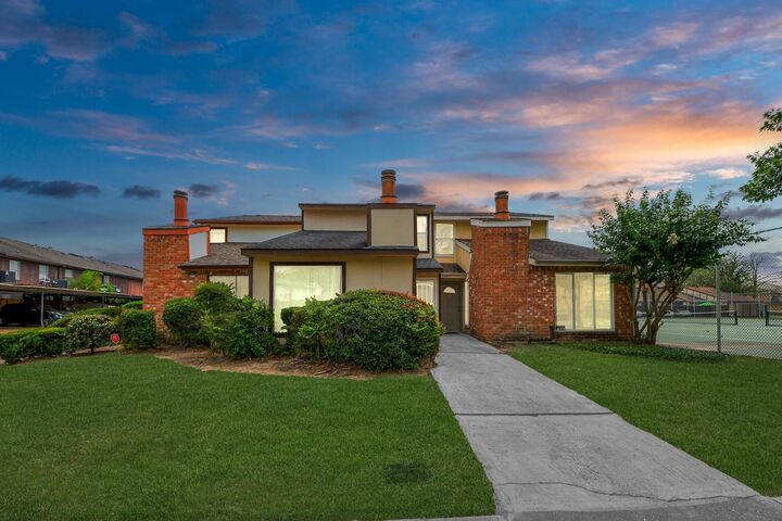 Property Photo:  7836 Bateman Lane 7836  TX 77088 