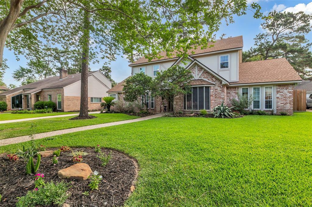 Property Photo: 16310 Sir William Drive TX 77379