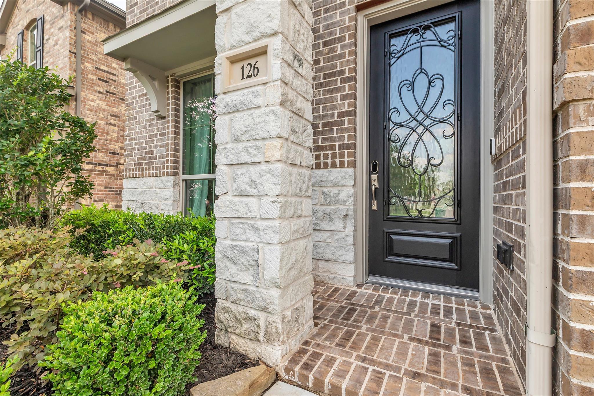 Property Photo:  126 Capriccio Lane  TX 77316 