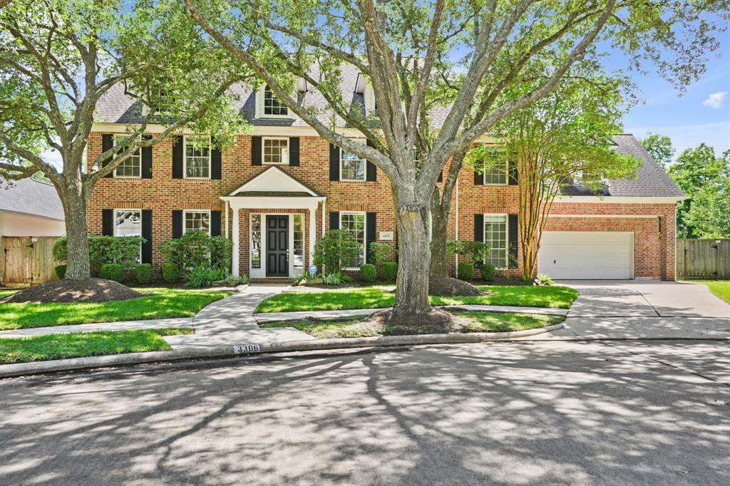 Property Photo: 3306 Alcorn Crossing Drive TX 77479