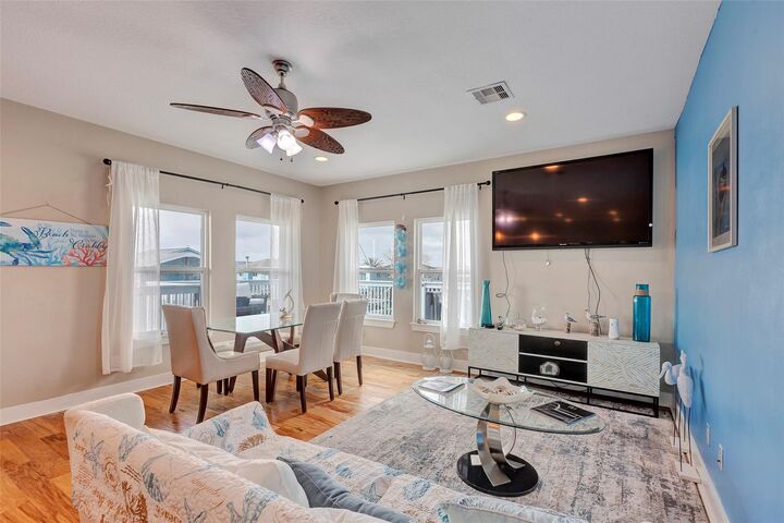 Property Photo:  126 Driftwood  TX 77541 