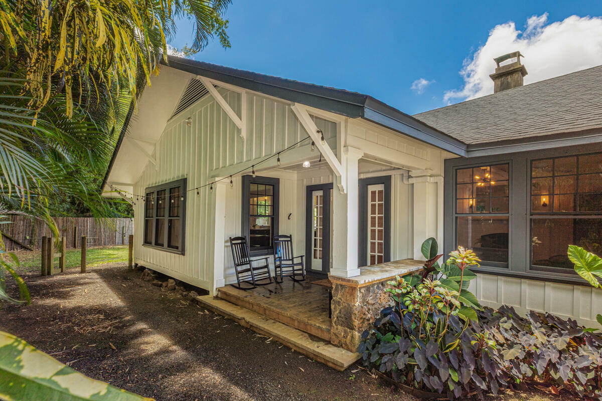 Property Photo: 4495 Malulani Pl HI 96754