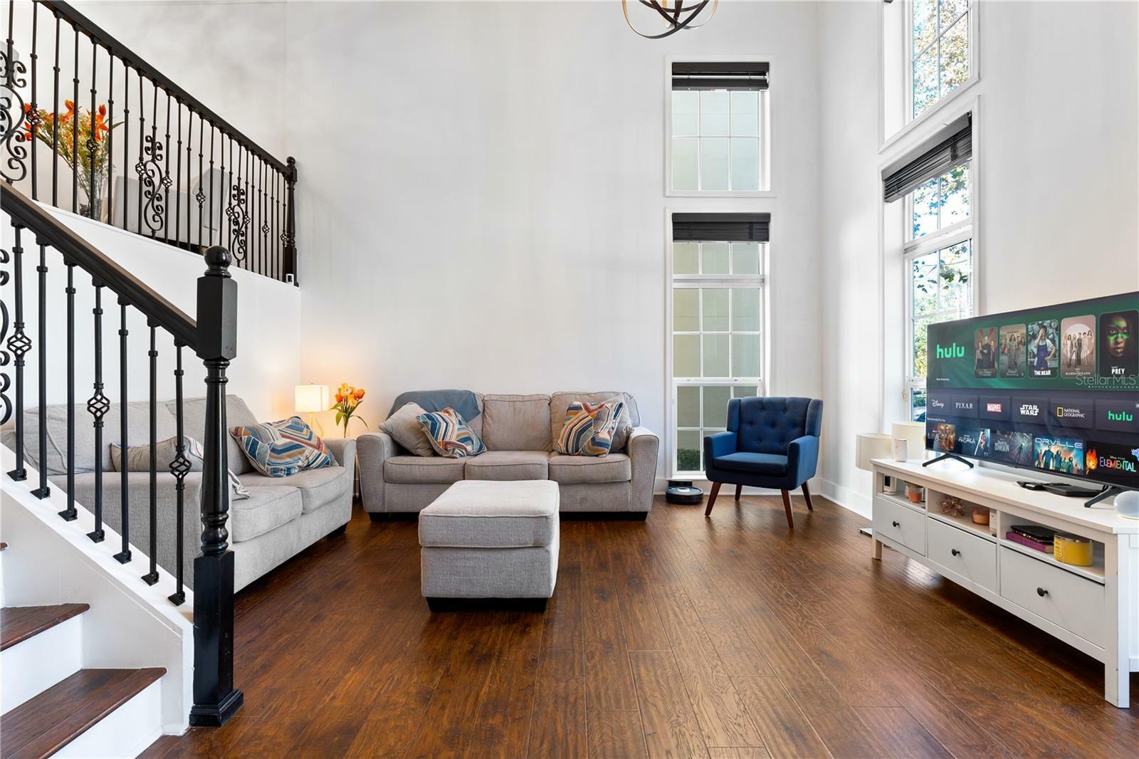 Property Photo: 418 Water Street FL 34747