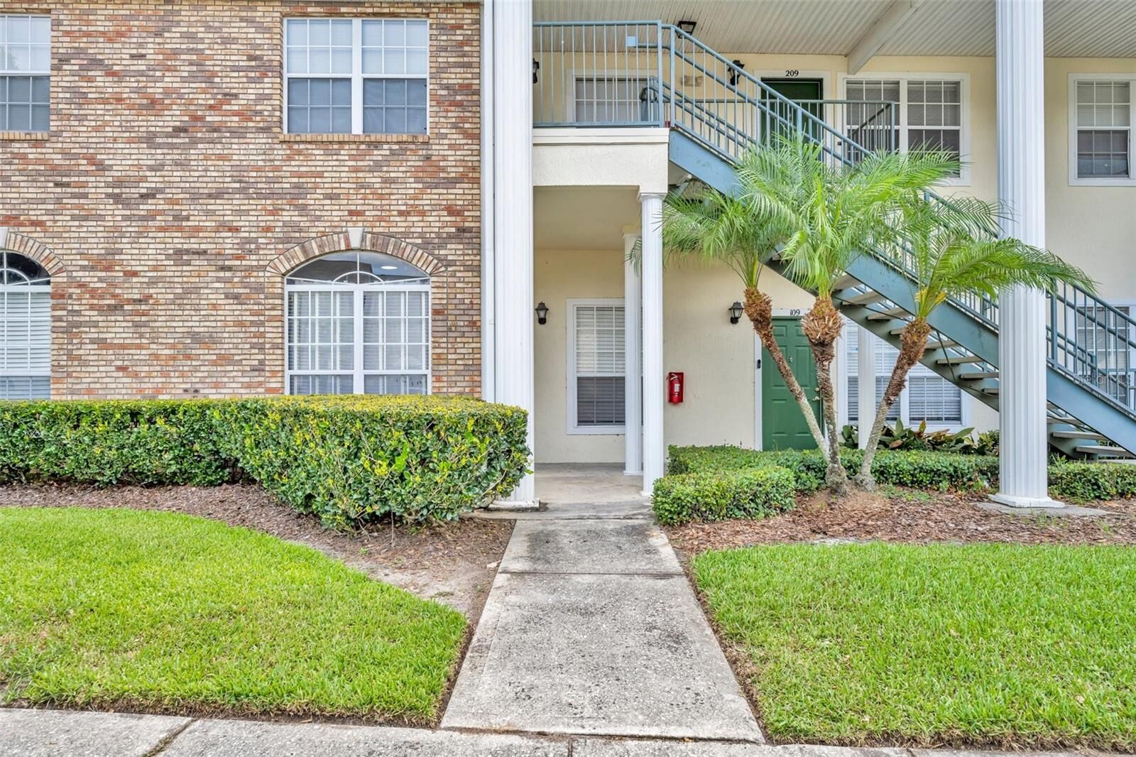 Property Photo:  141 Reserve Circle 113  FL 32765 