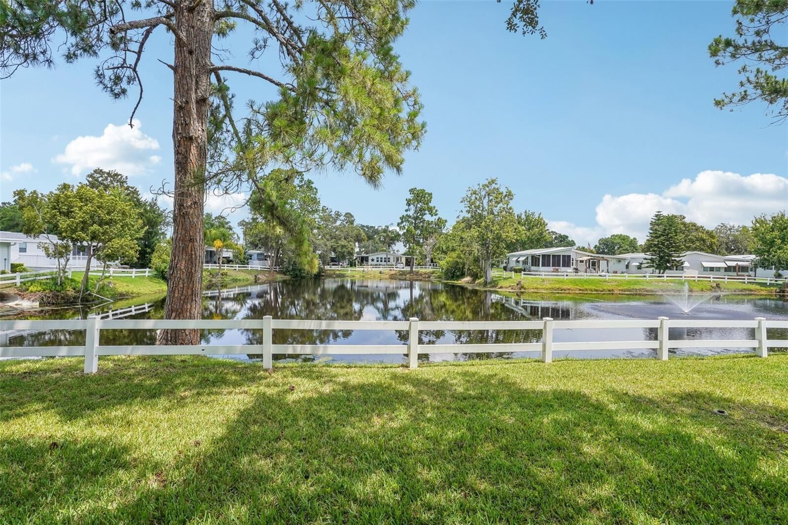Property Photo: 3316 Rainbow Road FL 32778