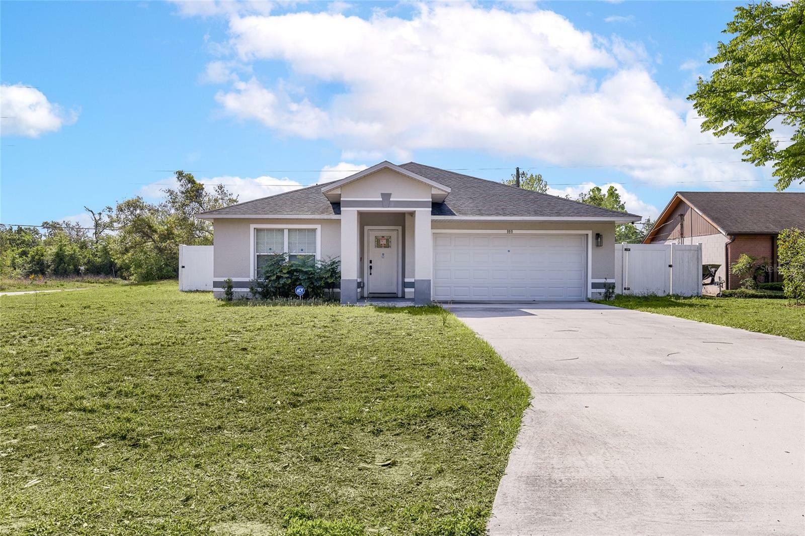 Property Photo: 999 Trumbull Street FL 32725