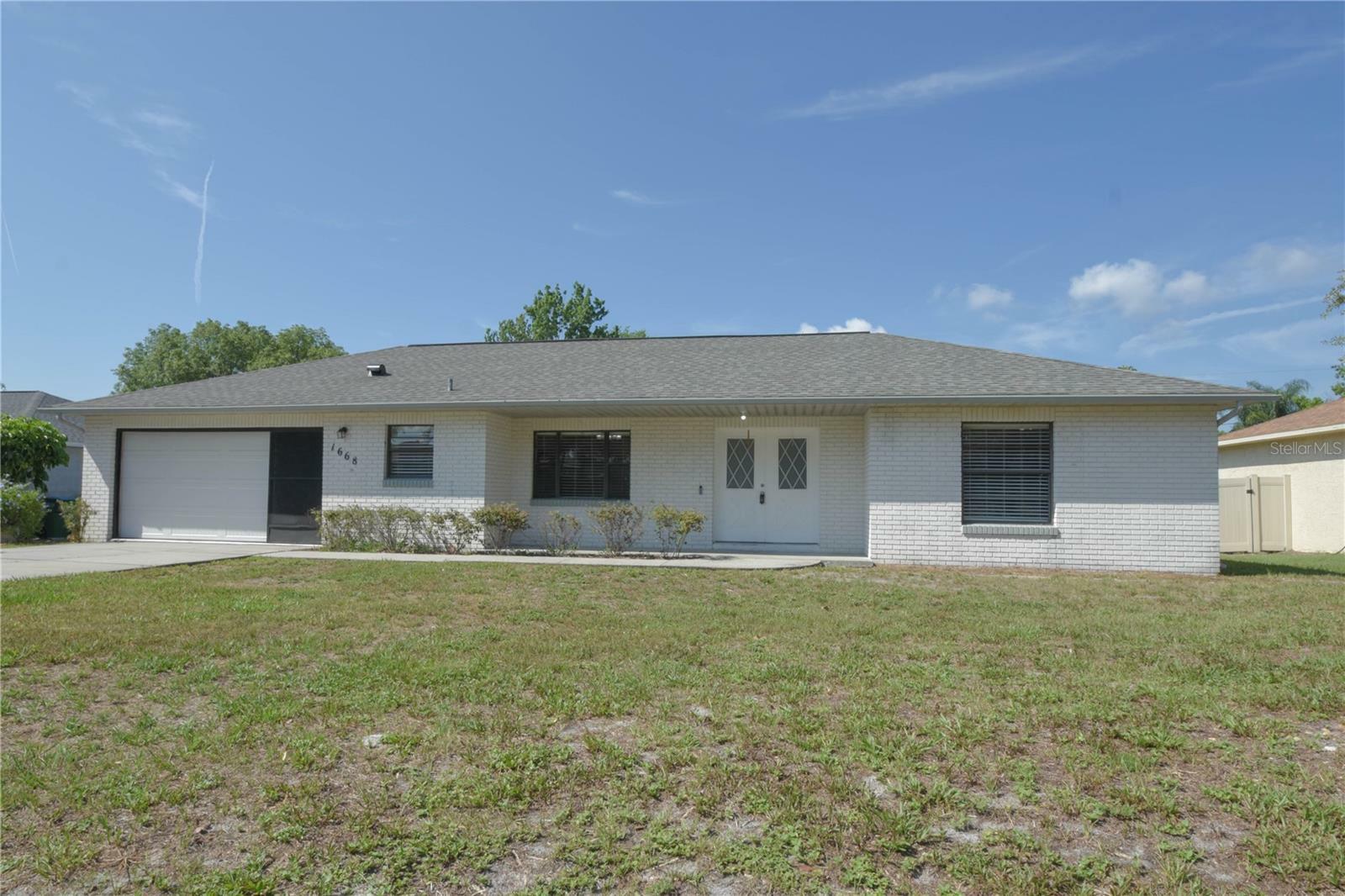 Property Photo:  1668 Fort Smith Boulevard  FL 32725 