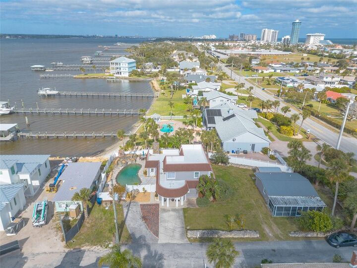 Property Photo:  2900 S Peninsula Drive  FL 32118 