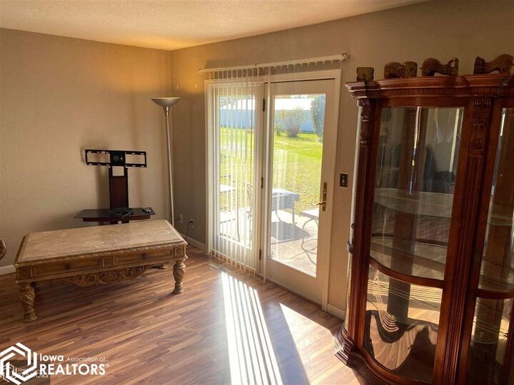 Property Photo:  720 Pershing Street  IA 52625