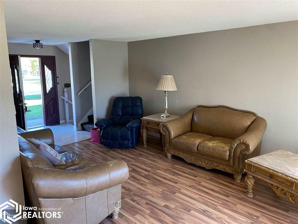 Property Photo: 720 Pershing Street IA 52625