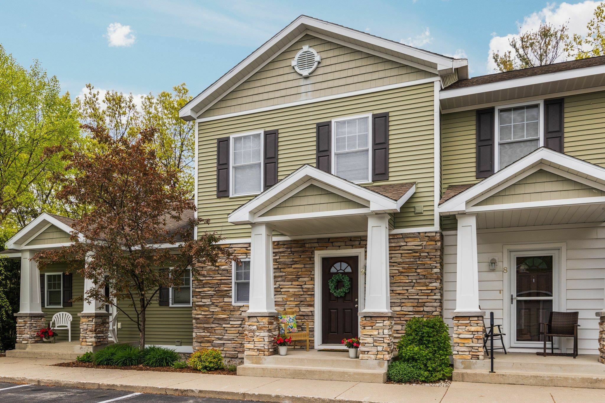 1491 Kent Street 9  Traverse City MI 49686 photo