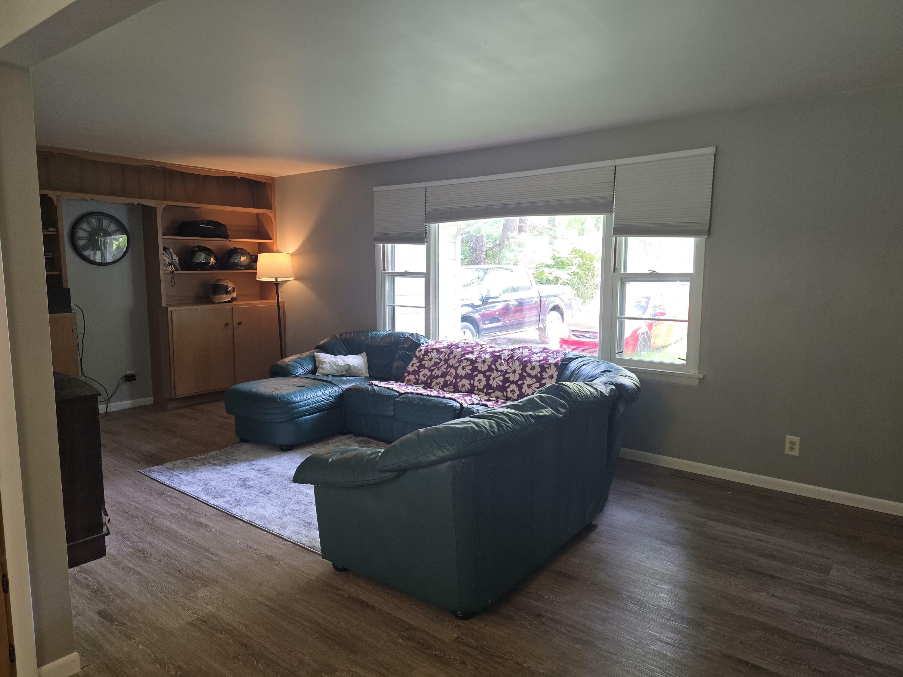 Property Photo: 510 E Lewis Street MI 49461