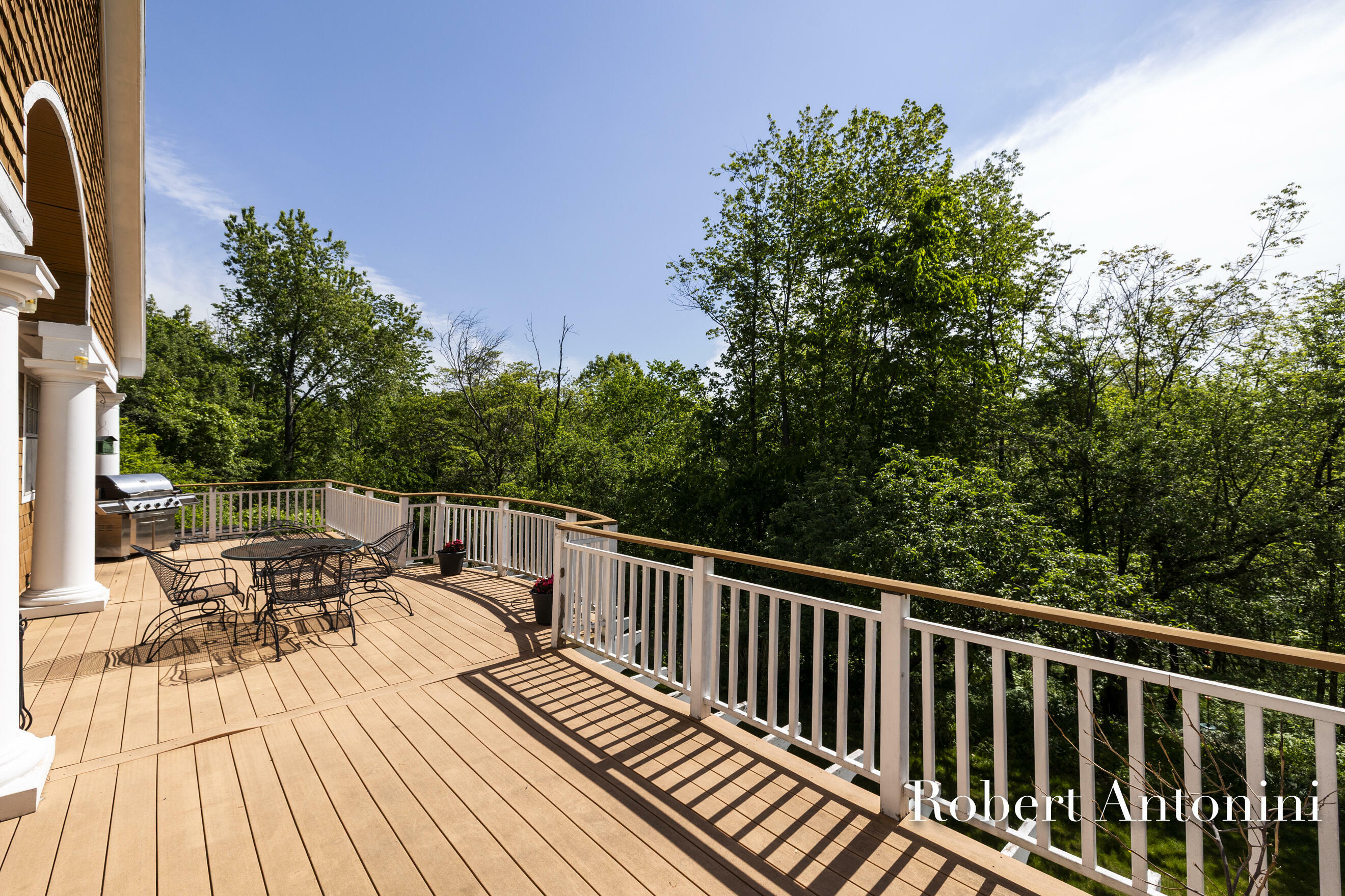 Property Photo: 1740 Flowers Mill Court NE MI 49525
