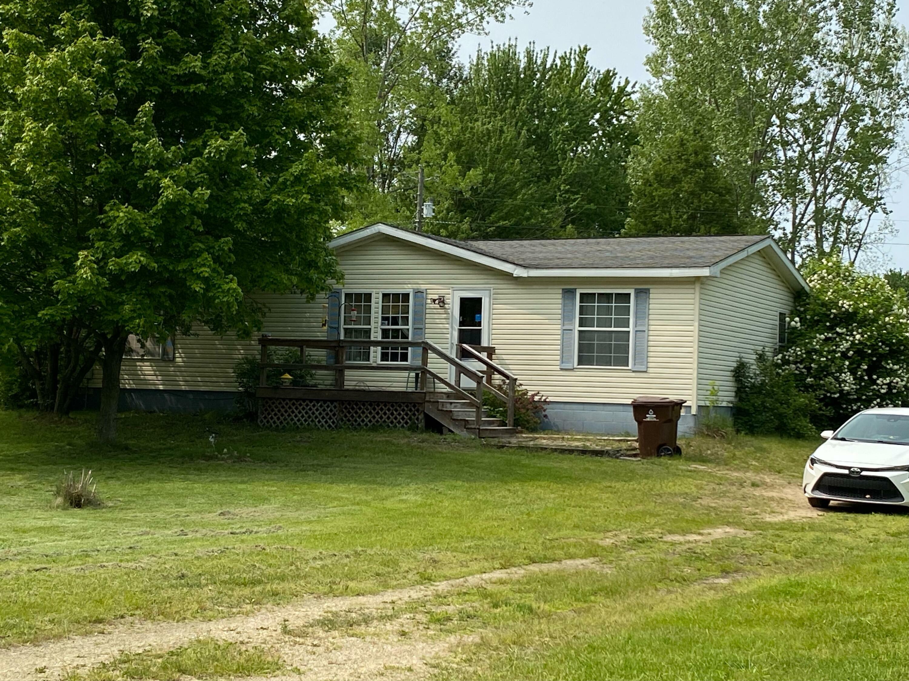 Property Photo: 4615 22 Mile Road NW MI 49330