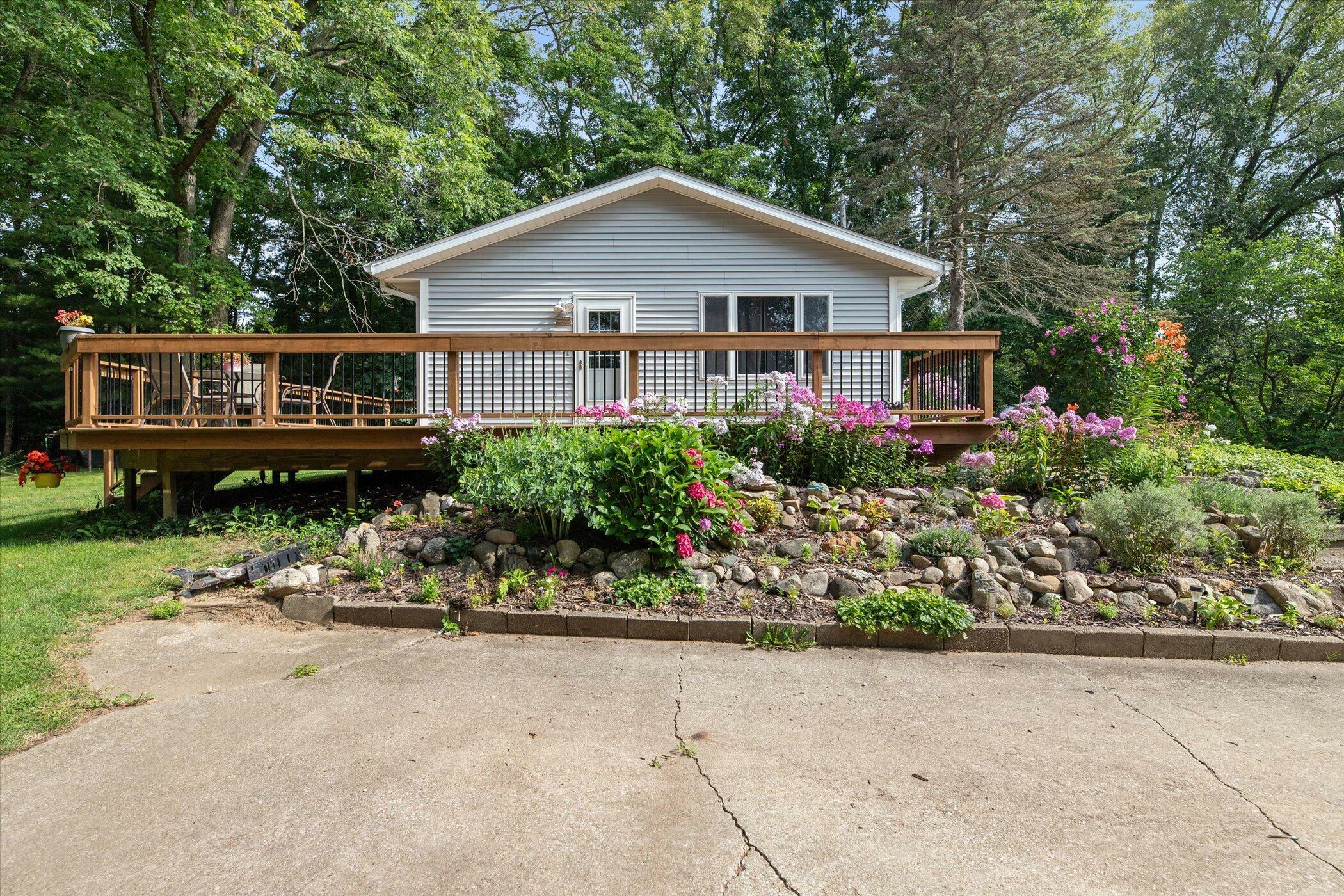 Property Photo: 1539 N 5th Street MI 49009