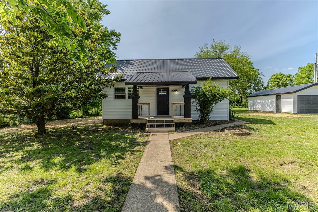 Property Photo: 711 Noe Drive MO 65556