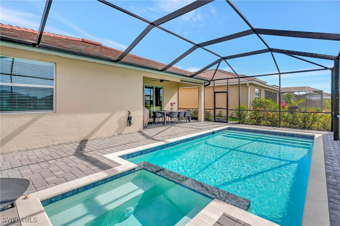 Property Photo:  2131 Hamlin Street  FL 34120 