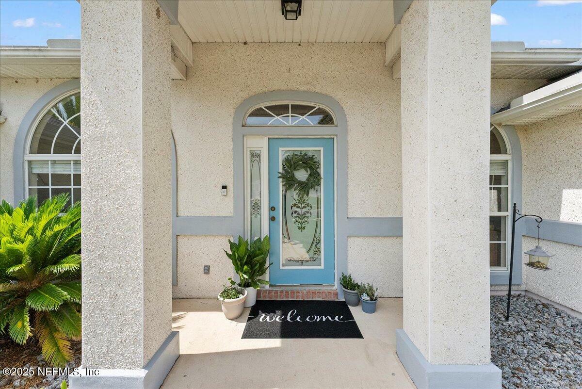 Property Photo:  3910 Selig Court  FL 32068 