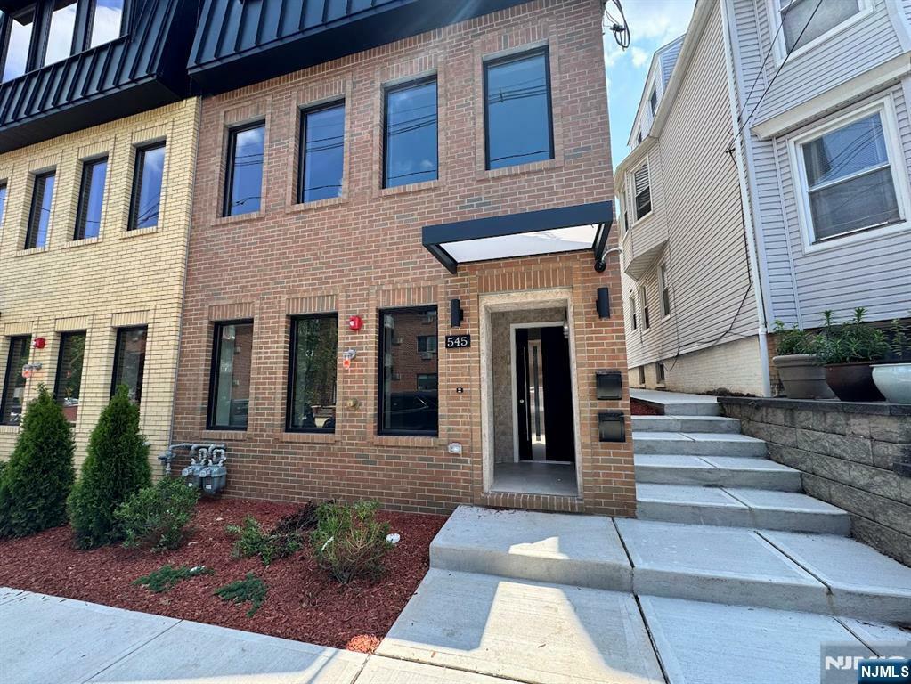 Property Photo:  545 Central Avenue 1  NJ 07029 