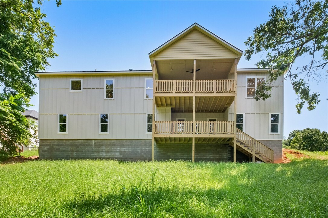 Property Photo: 2055 Collins Drive AR 72751