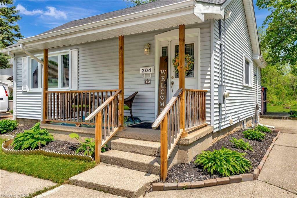 204 Catharine Avenue  Brantford ON N3T 1Z2 photo