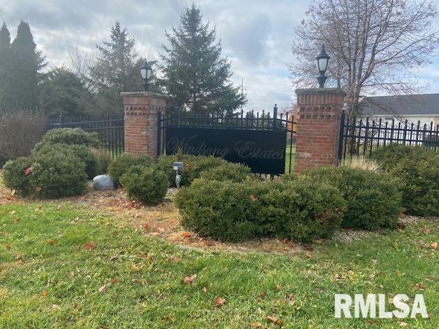 Property Photo:  101 Sable Lane  IL 61571 