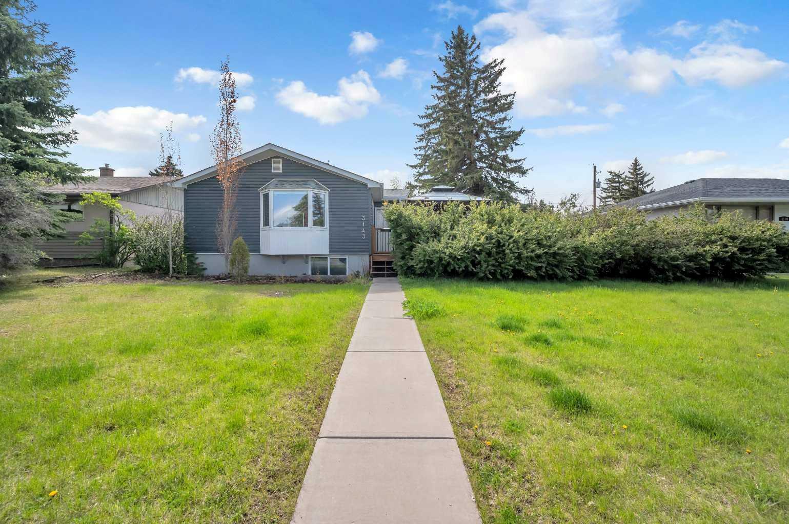 Property Photo: 3143 45 Street SW AB T3E 3T7