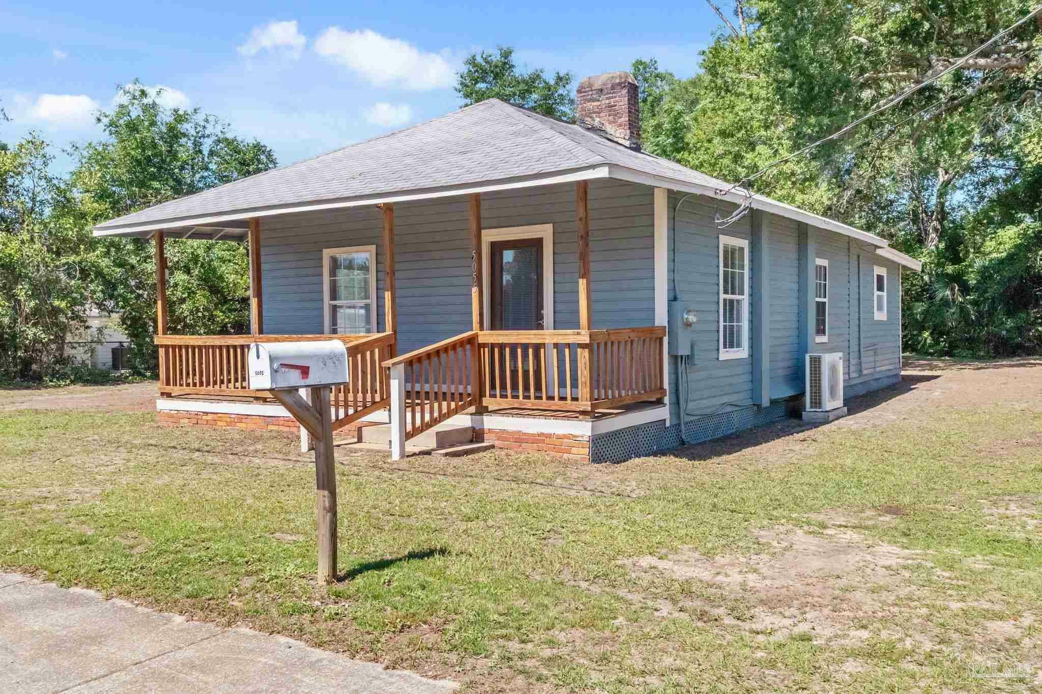 Property Photo: 5055 Dr Martin Luther King Jr Dr FL 32570