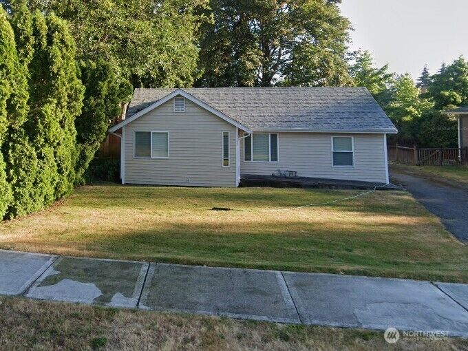 12520 NE 80th Street  Kirkland WA 98033 photo