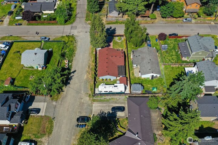 Property Photo:  6965 E  E Street  WA 98404 