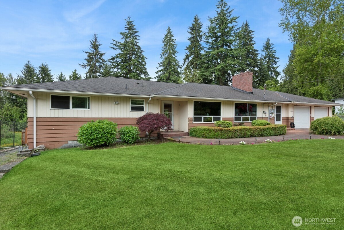Property Photo: 320 120th Street SE WA 98208