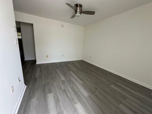 Property Photo: 932 S B Street 2 FL 33460