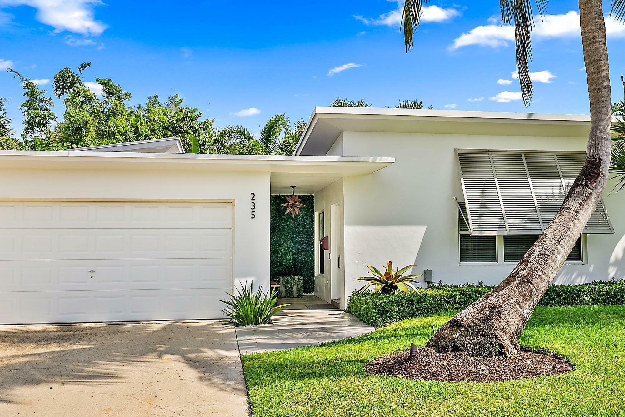 Property Photo: 235 Linda Lane FL 33405