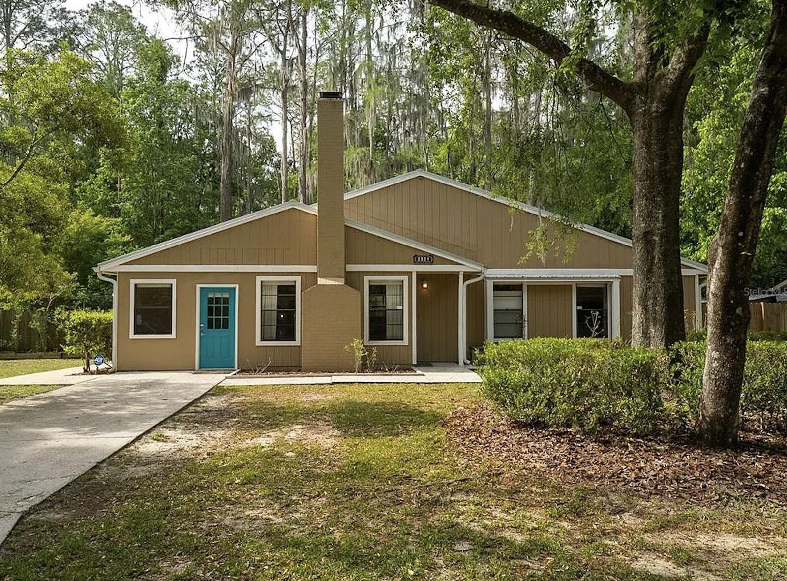 Property Photo: 2529 NW 49th Place FL 32605