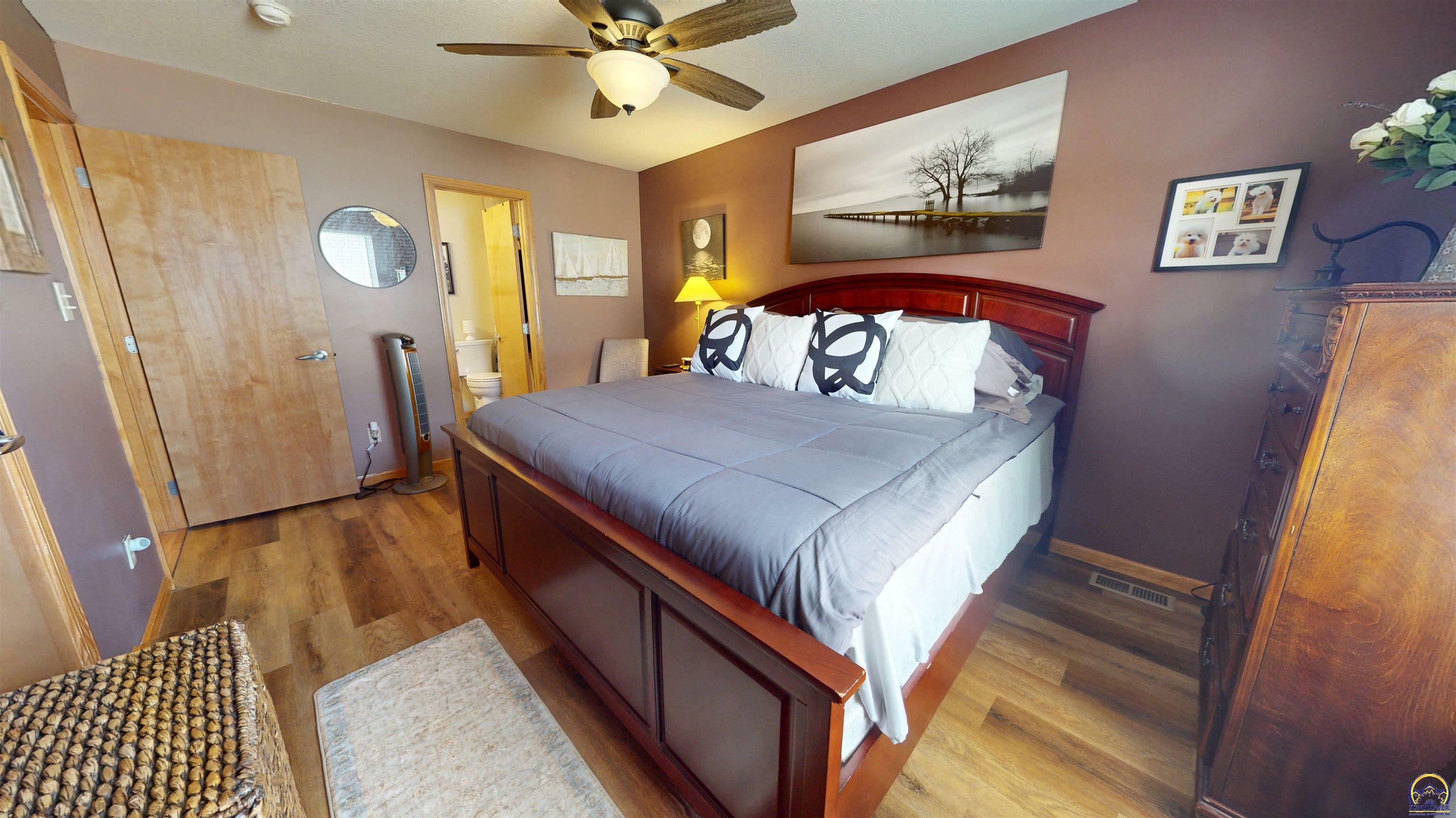 Property Photo: 7112 SW 19th Ln KS 66615