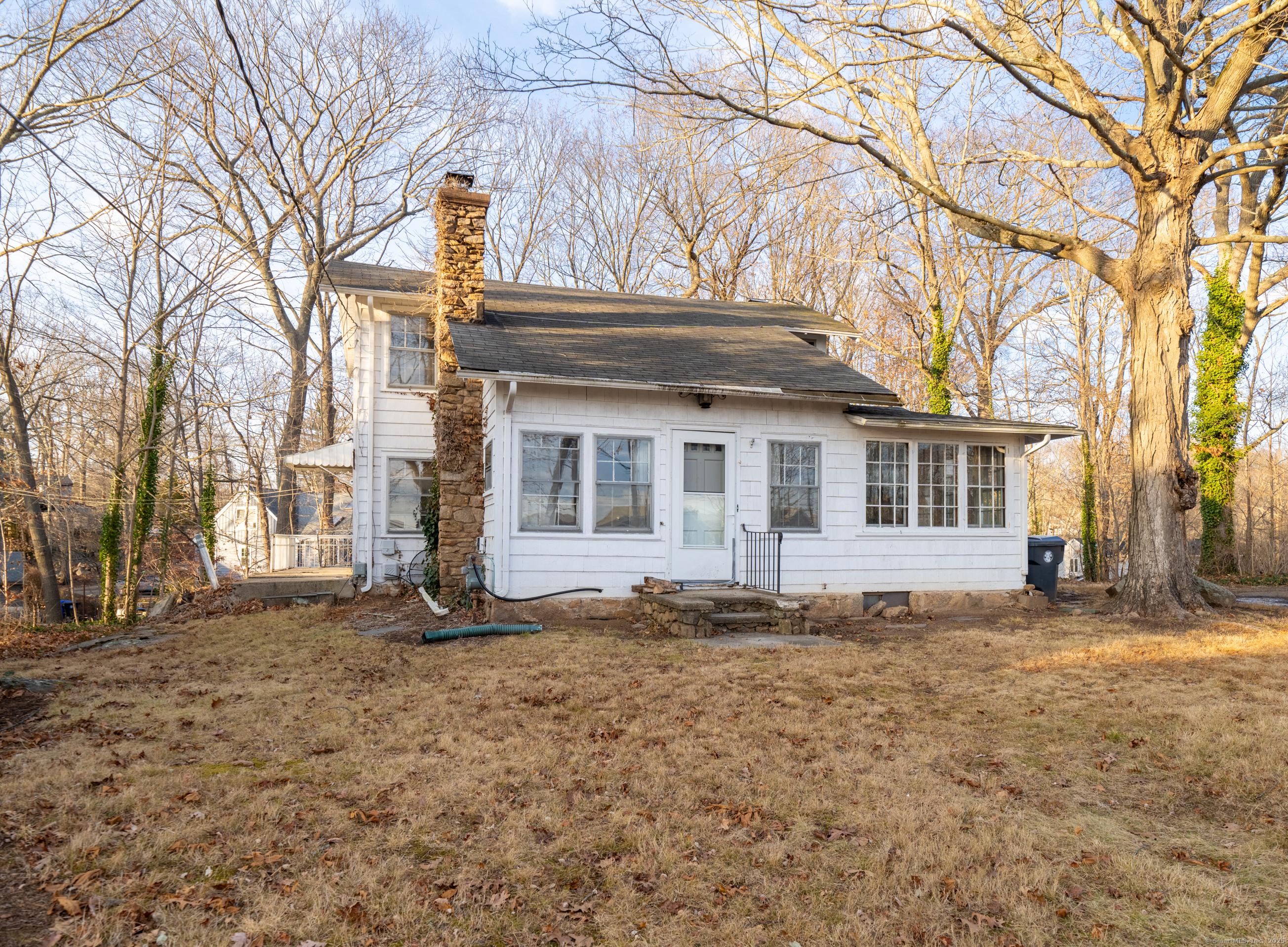 Property Photo: 25 Greyledge Road CT 06405