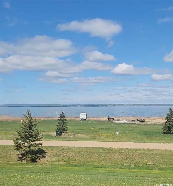 Property Photo: 740 Lakeshore Drive SK S0M 1X0