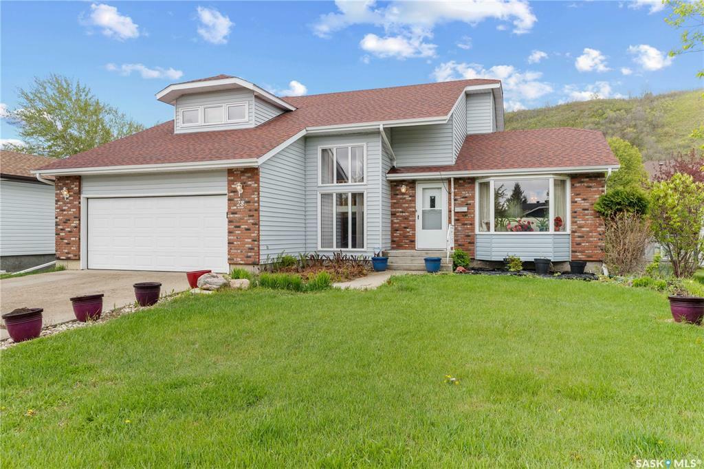 Property Photo: 28 Willow Crescent SK S0G 1S0