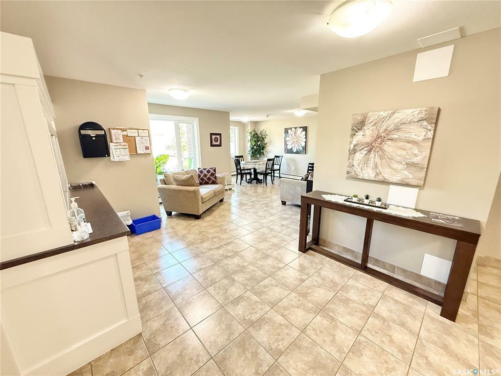 Property Photo: 820 5th Street NE 302 SK S4H 2V2