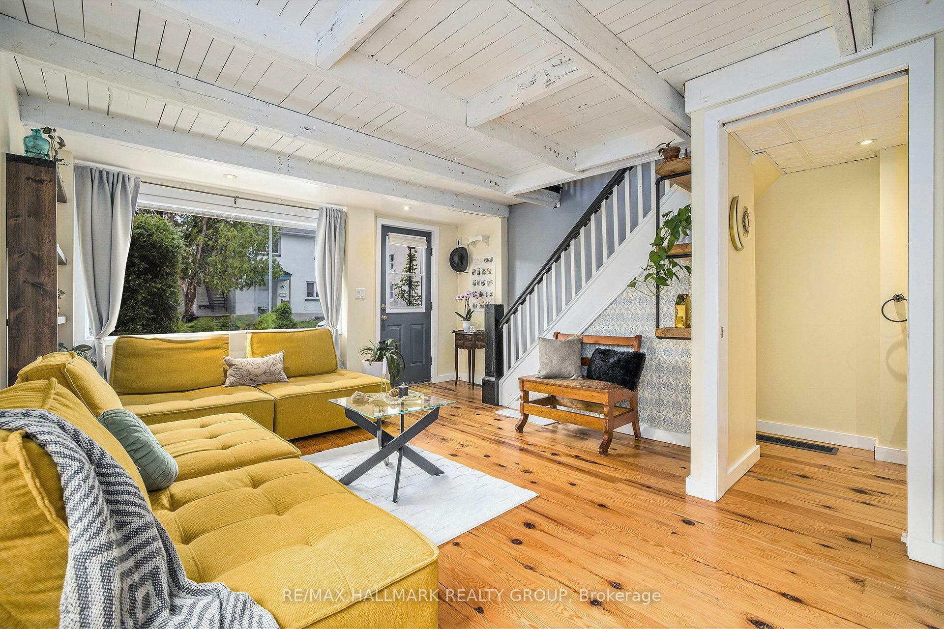 Property Photo: 125 Marier Avenue ON K1L 5R9